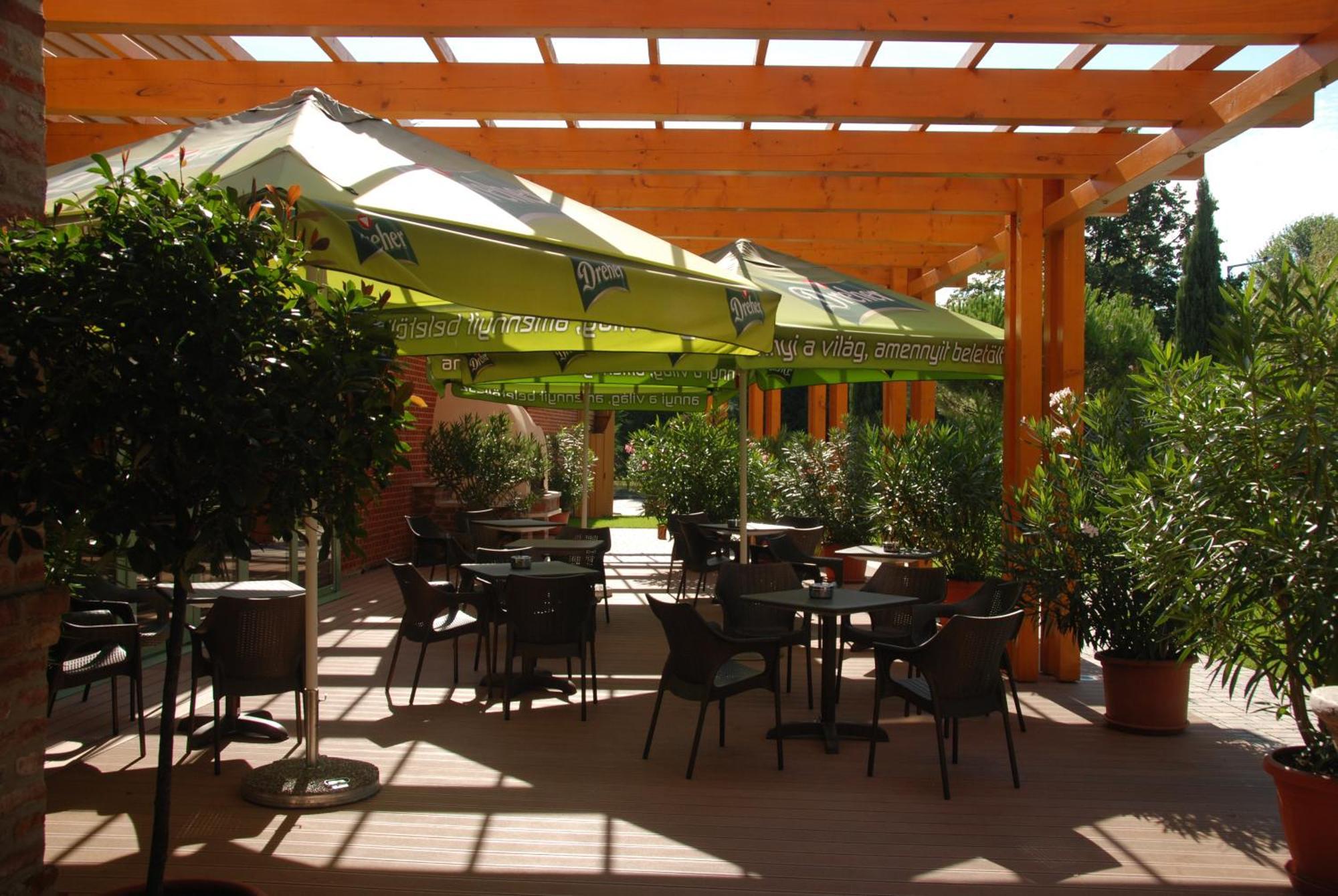Thermal Hotel Harkany Exterior photo