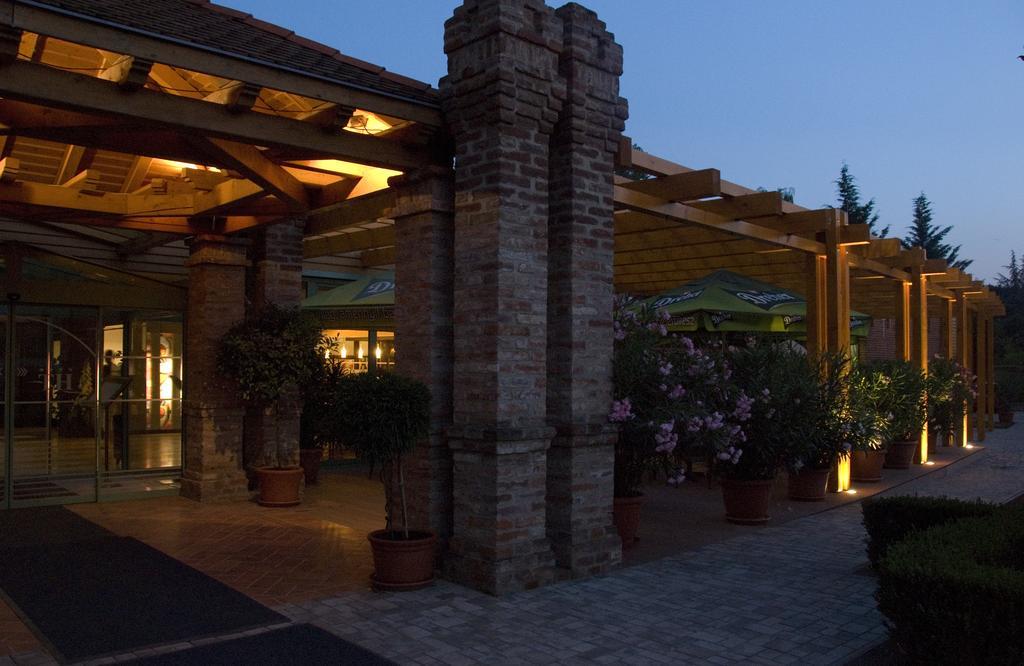 Thermal Hotel Harkany Exterior photo