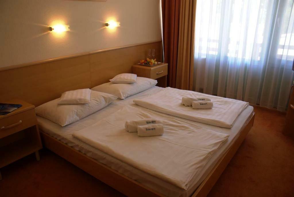 Thermal Hotel Harkany Exterior photo