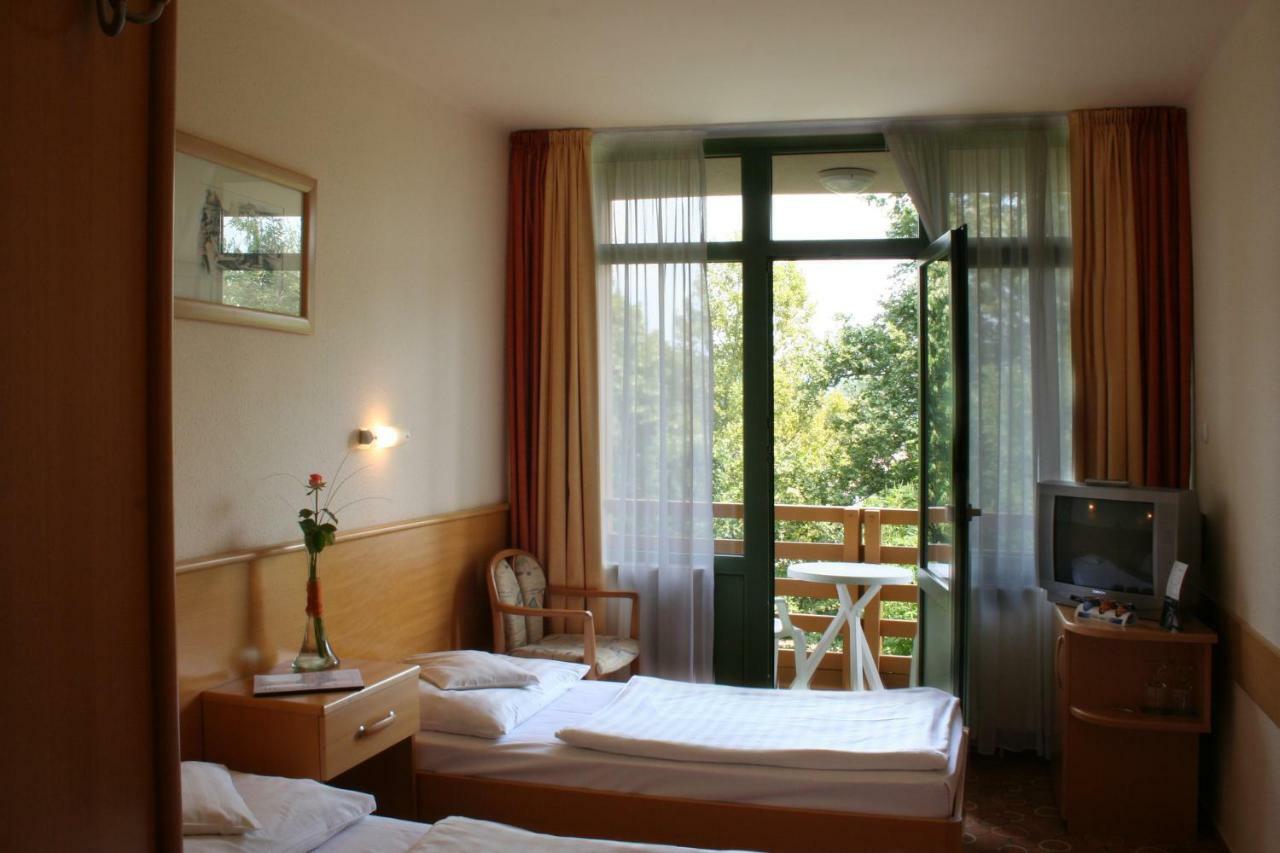 Thermal Hotel Harkany Exterior photo